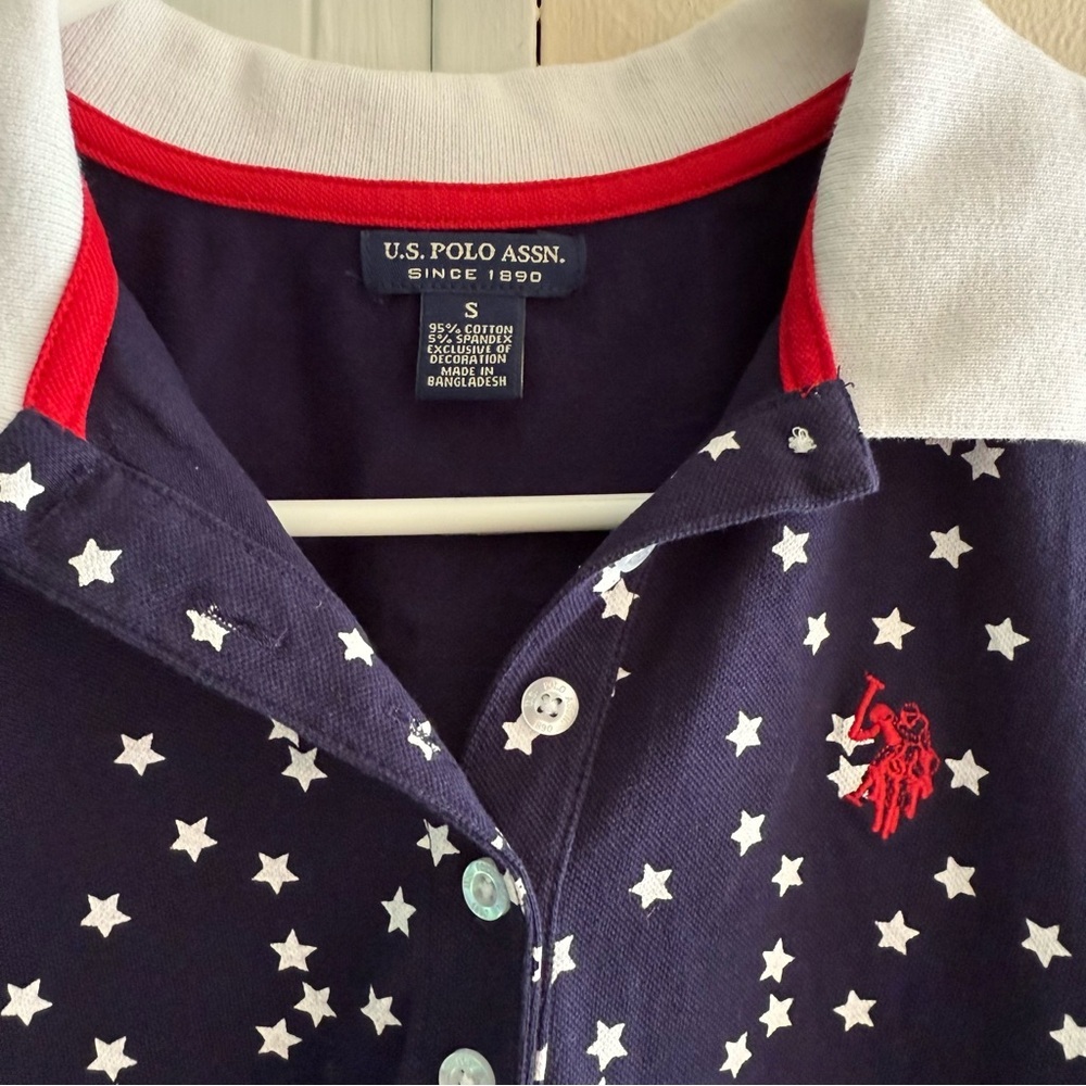 US.POLO ASSN. Womans Blue Shirt‎ With Stars White Collar Trimmed In Red SZ S top - Picture 3 of 5